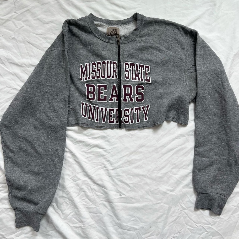 NWT Missouri State University cropped zip up crewneck